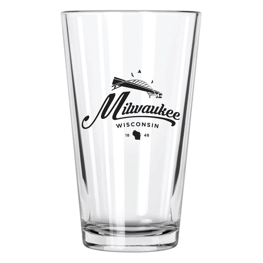 Milwaukee Pint Glass - Northern Glasses Pint Glass